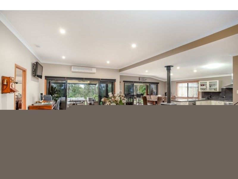 402 Groundwater Road, Pie Creek QLD 4570