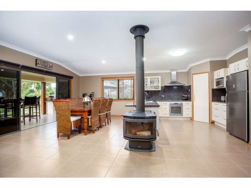 402 Groundwater Road, Pie Creek QLD 4570