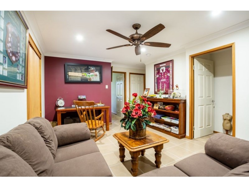 402 Groundwater Road, Pie Creek QLD 4570