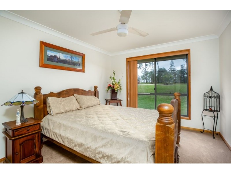 402 Groundwater Road, Pie Creek QLD 4570