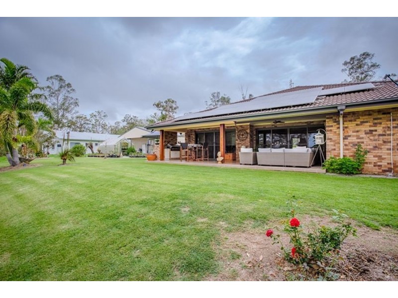 402 Groundwater Road, Pie Creek QLD 4570