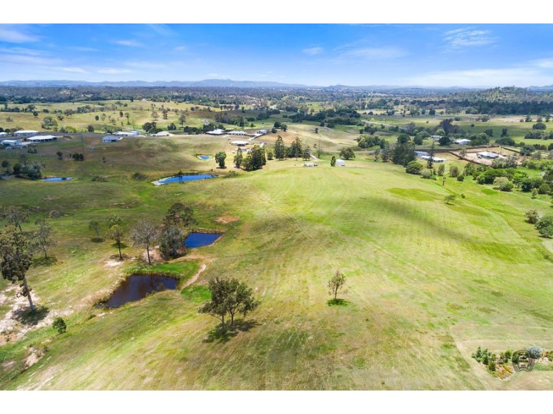 Allen Park Estate, Chatsworth QLD 4570