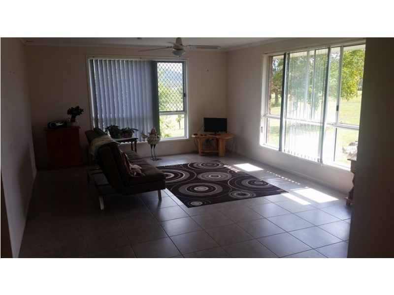 89 Reid Road, Widgee QLD 4570