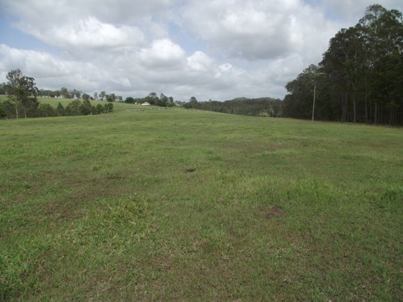 499 Rocks Road, Pie Creek QLD 4570