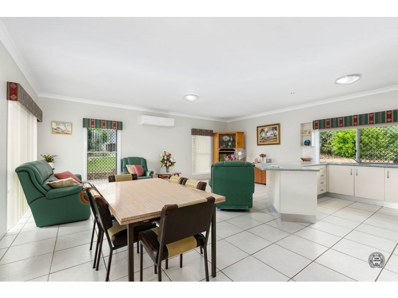 38 Julienne Street, Southside QLD 4570