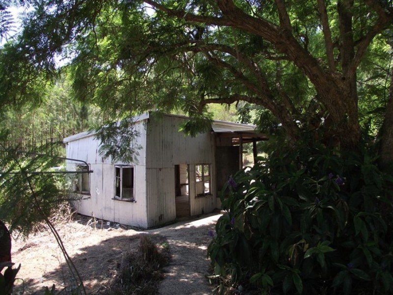 61 Window Road, Canina QLD 4570