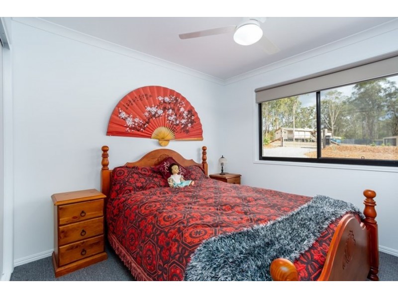 17 Hidden Place, Curra QLD 4570