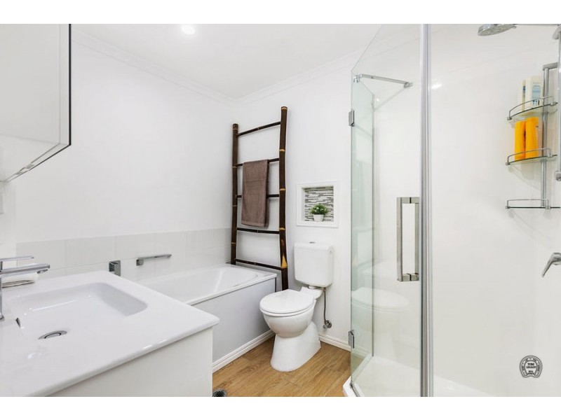 102 Sorensen Road, Southside QLD 4570