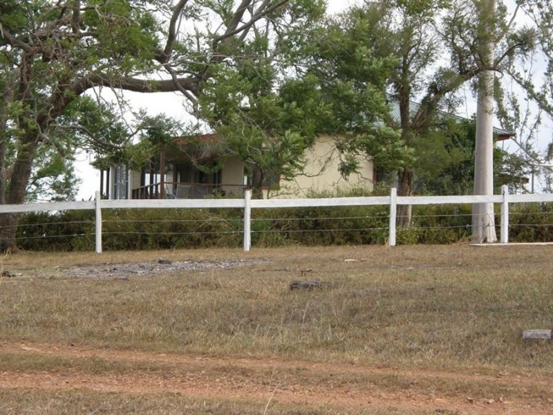 193 Robin and Lee Road, Booie QLD 4610