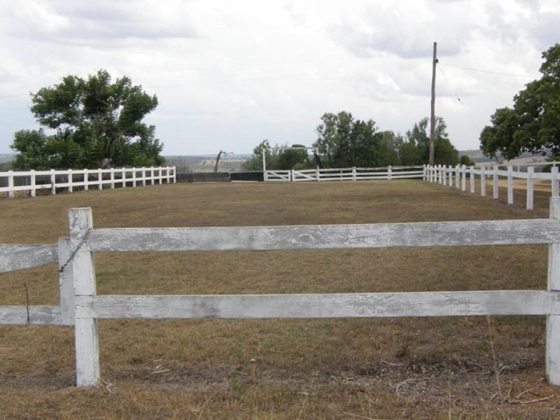 193 Robin and Lee Road, Booie QLD 4610