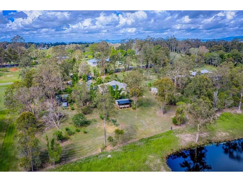 17 Lyndon Drive, Tamaree QLD 4570