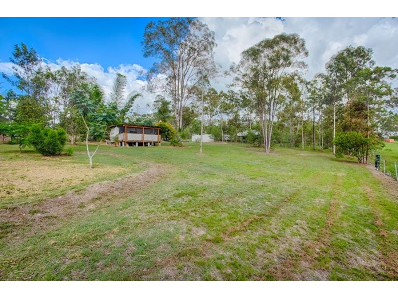 17 Lyndon Drive, Tamaree QLD 4570