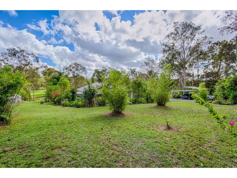 17 Lyndon Drive, Tamaree QLD 4570