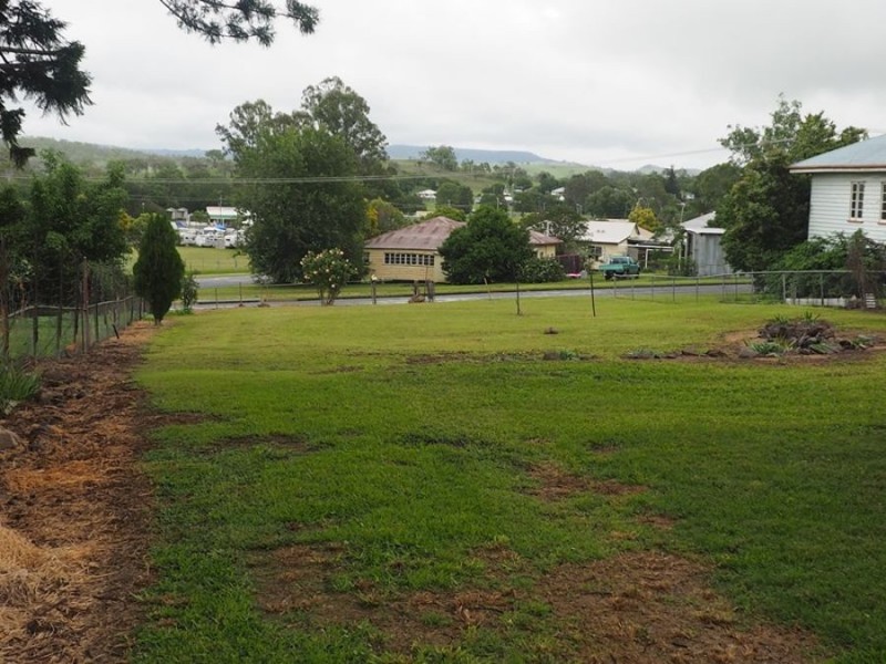 1 Booubyjan Street, Goomeri QLD 4601