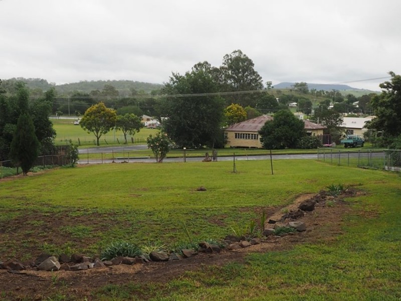 1 Booubyjan Street, Goomeri QLD 4601