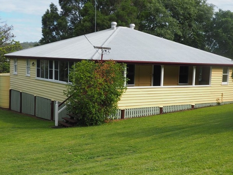 6 Booubyjan Street, Goomeri QLD 4601