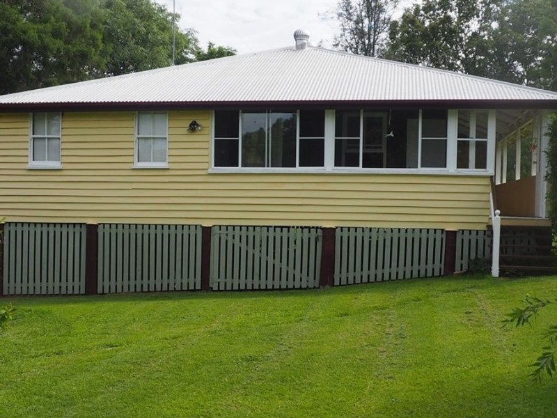 6 Booubyjan Street, Goomeri QLD 4601