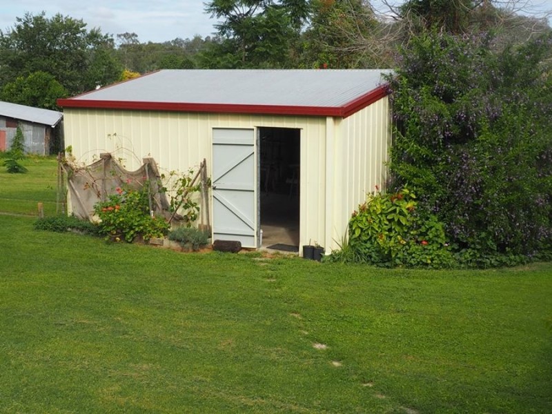 6 Booubyjan Street, Goomeri QLD 4601