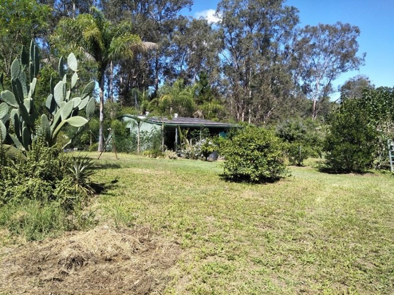 206 Banks Pocket Road, Araluen QLD 4570