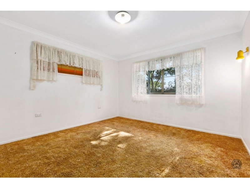 62 Watson Road, Southside QLD 4570