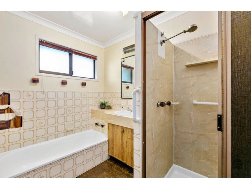 62 Watson Road, Southside QLD 4570