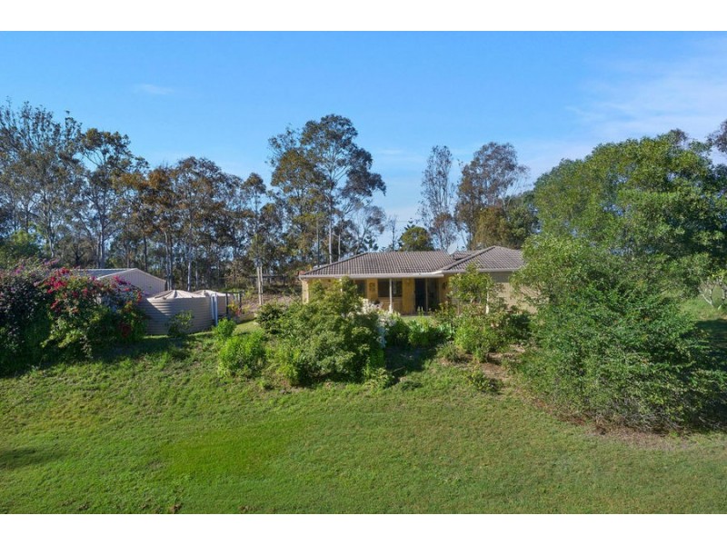 3 Percival Road, Chatsworth QLD 4570