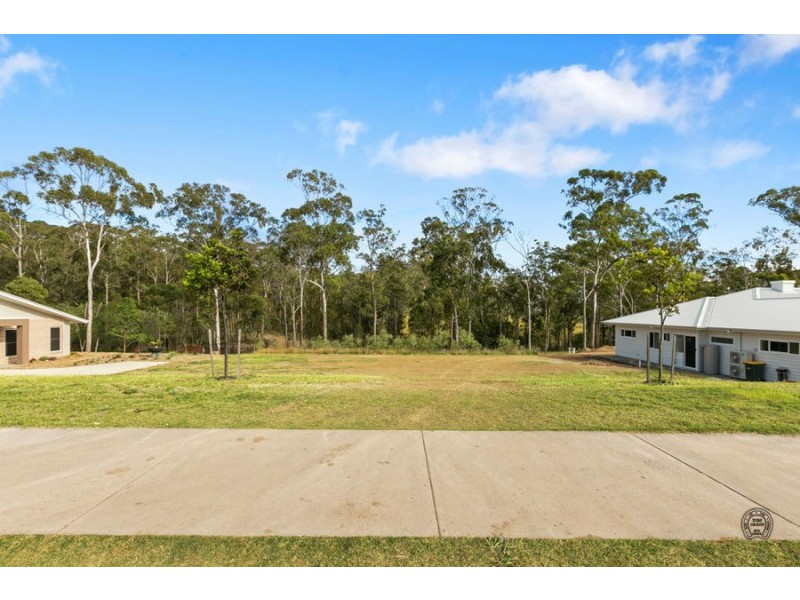 45 Woodland Drive, Southside QLD 4570
