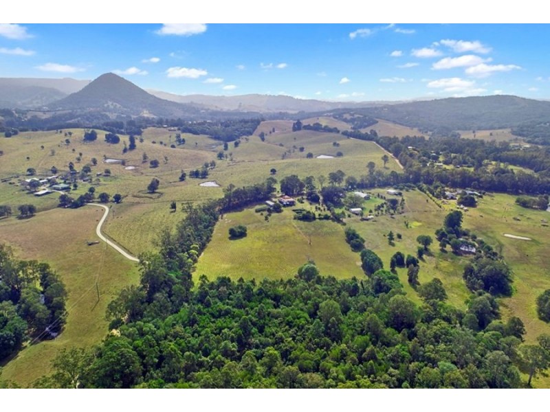 106 Grahams Road, Pinbarren QLD 4568