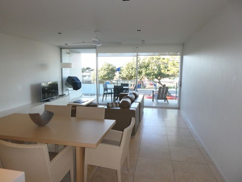 Unit 1 – 110 Rainbow Beach Road, Rainbow Beach QLD 4581