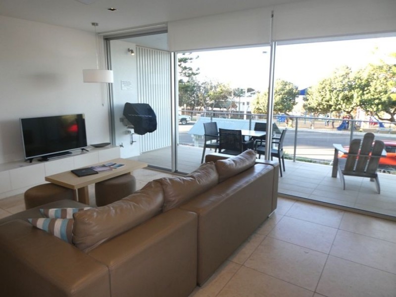 Unit 1 – 110 Rainbow Beach Road, Rainbow Beach QLD 4581