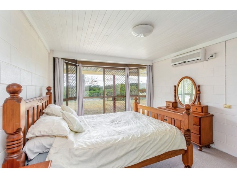 157 Traveston Road, Traveston QLD 4570