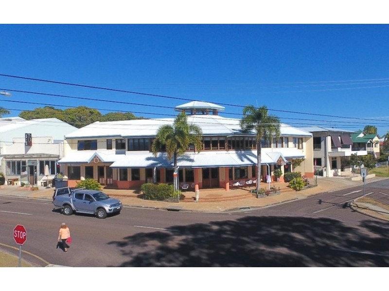 2 Gympie Road, Tin Can Bay QLD 4580