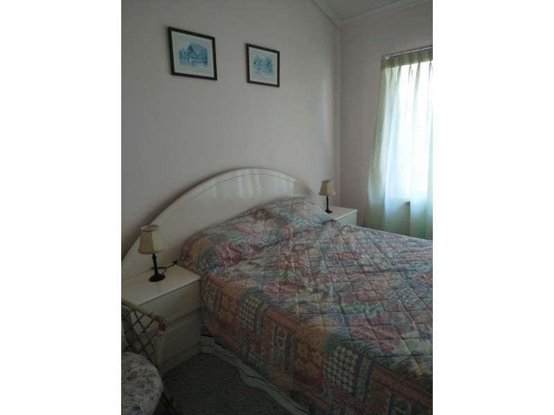 2 Gympie Road, Tin Can Bay QLD 4580