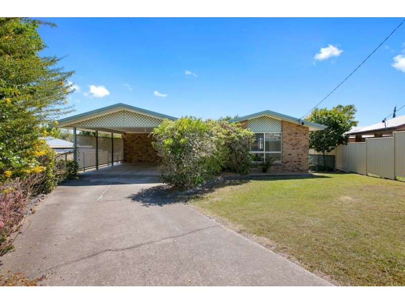 3 Westphal Court, Southside QLD 4570