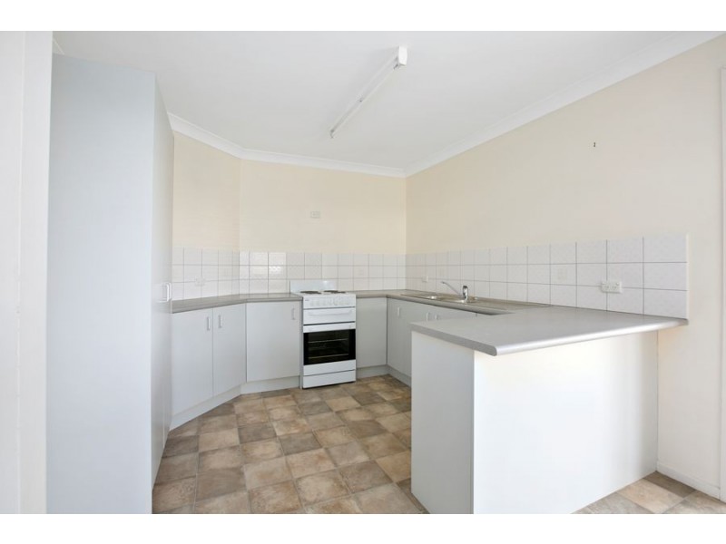 3 Westphal Court, Southside QLD 4570