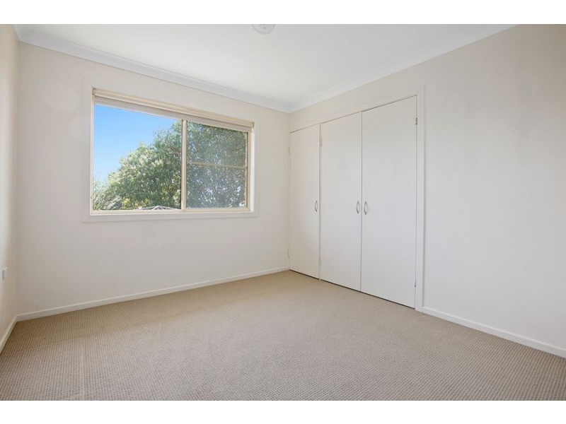 3 Westphal Court, Southside QLD 4570