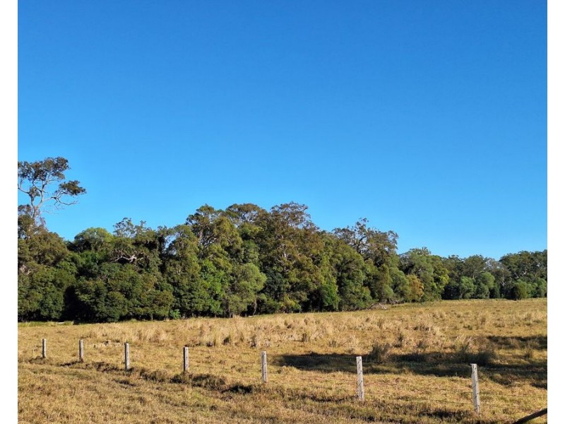 Goomboorian QLD 4570