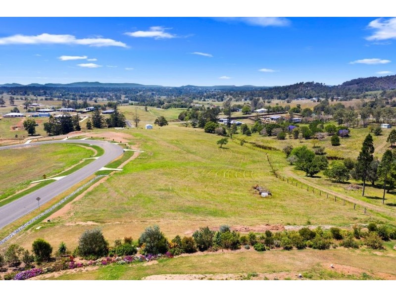Walters Way, Chatsworth QLD 4570