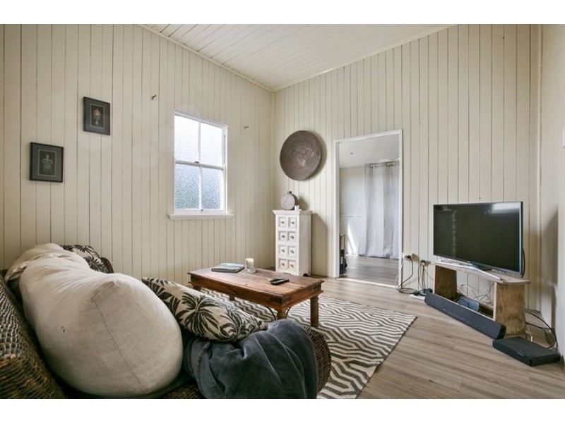 9 Mary Street, Amamoor QLD 4570