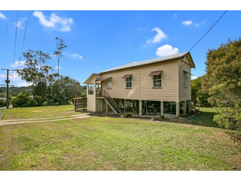 9 Mary Street, Amamoor QLD 4570