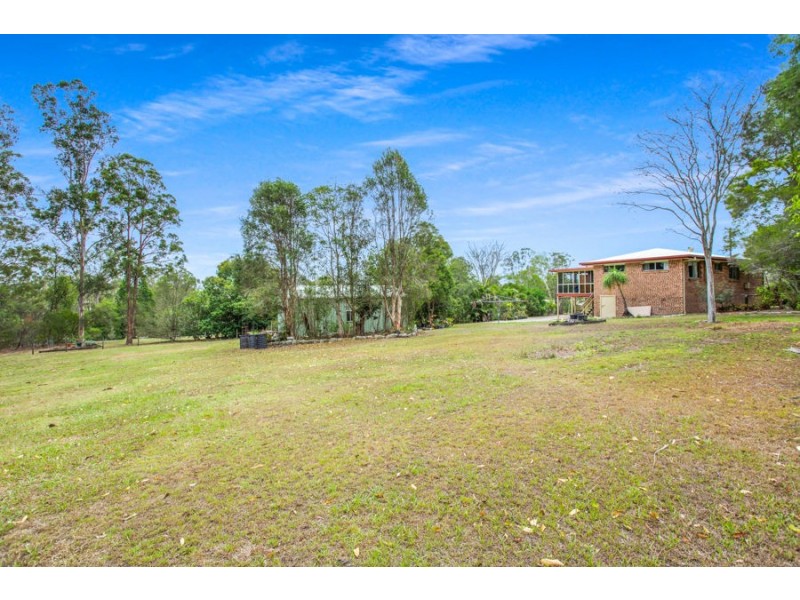 24 Johnstone Road, Southside QLD 4570