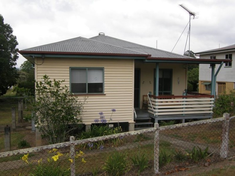 52 Henry Street, Gympie QLD 4570