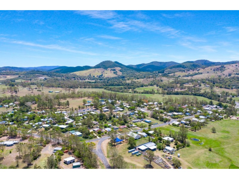 4 Busby Street, Amamoor QLD 4570