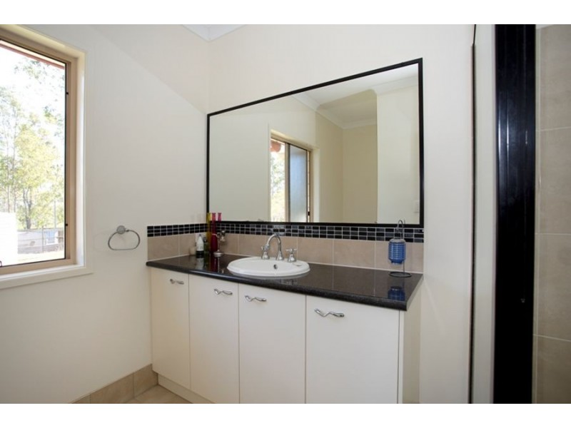 206 Caulleys Road, Paterson QLD 4570