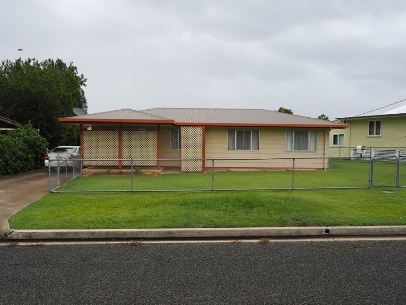10 King Street, Tin Can Bay QLD 4580