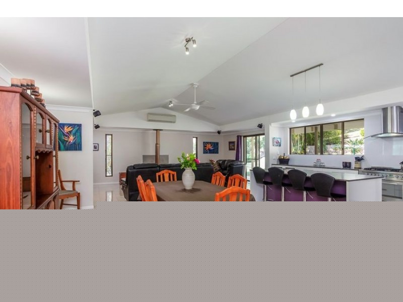 Goomboorian QLD 4570