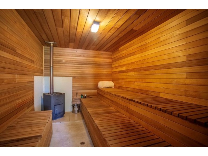 Goomboorian QLD 4570