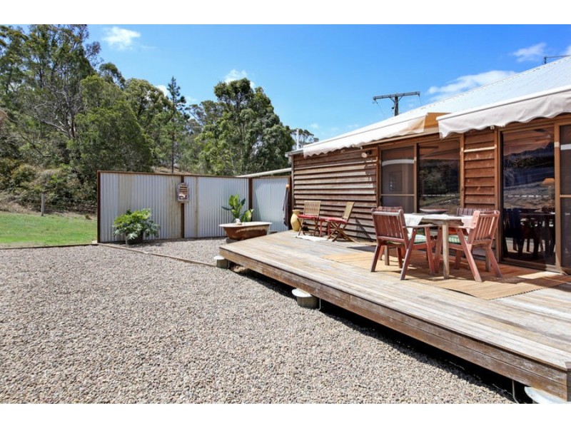 106 Mountain Road, Bauple QLD 4650