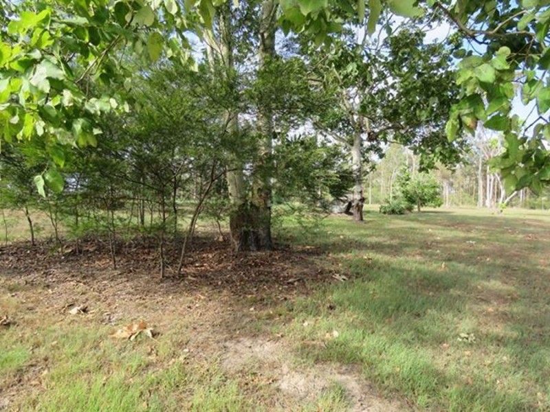 8 Lyndon Drive, Tamaree QLD 4570