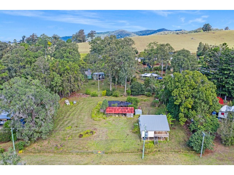 25 Anderson Street, Brooloo QLD 4570